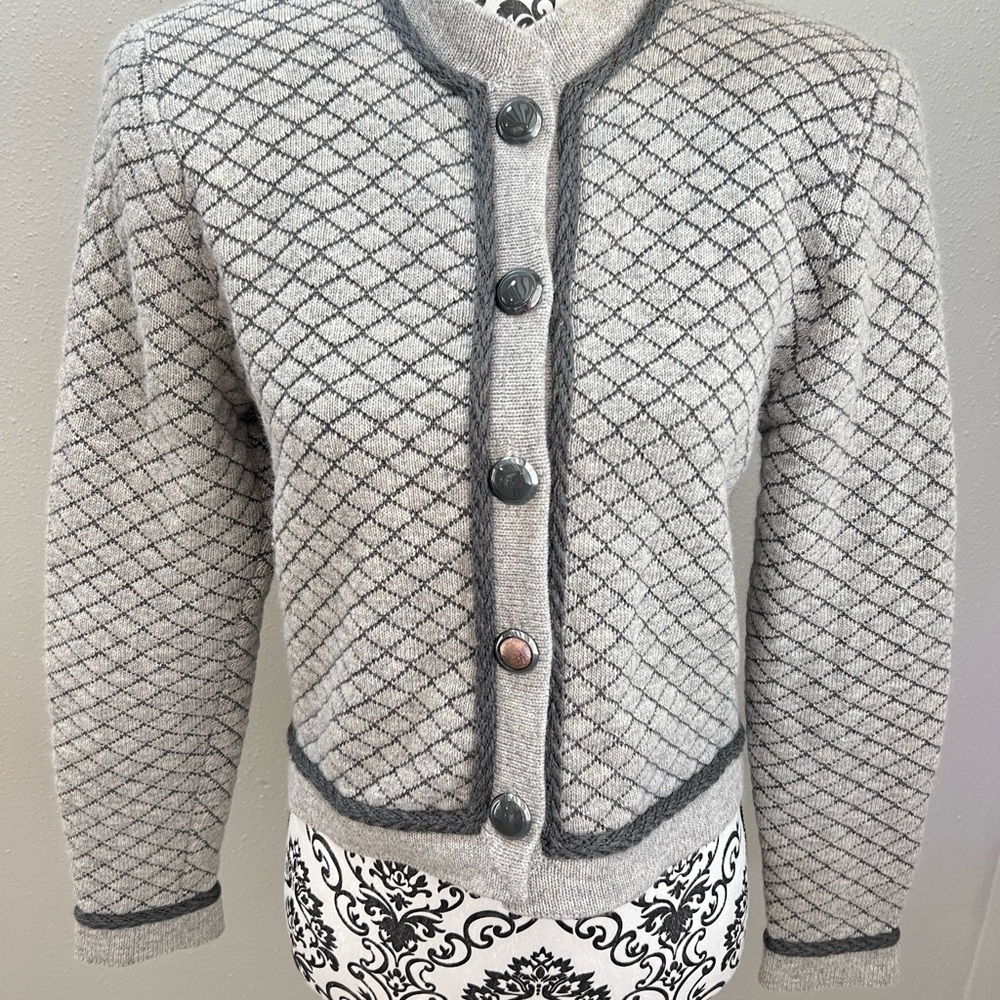 St. John Gray Diamond Pattern Cardigan